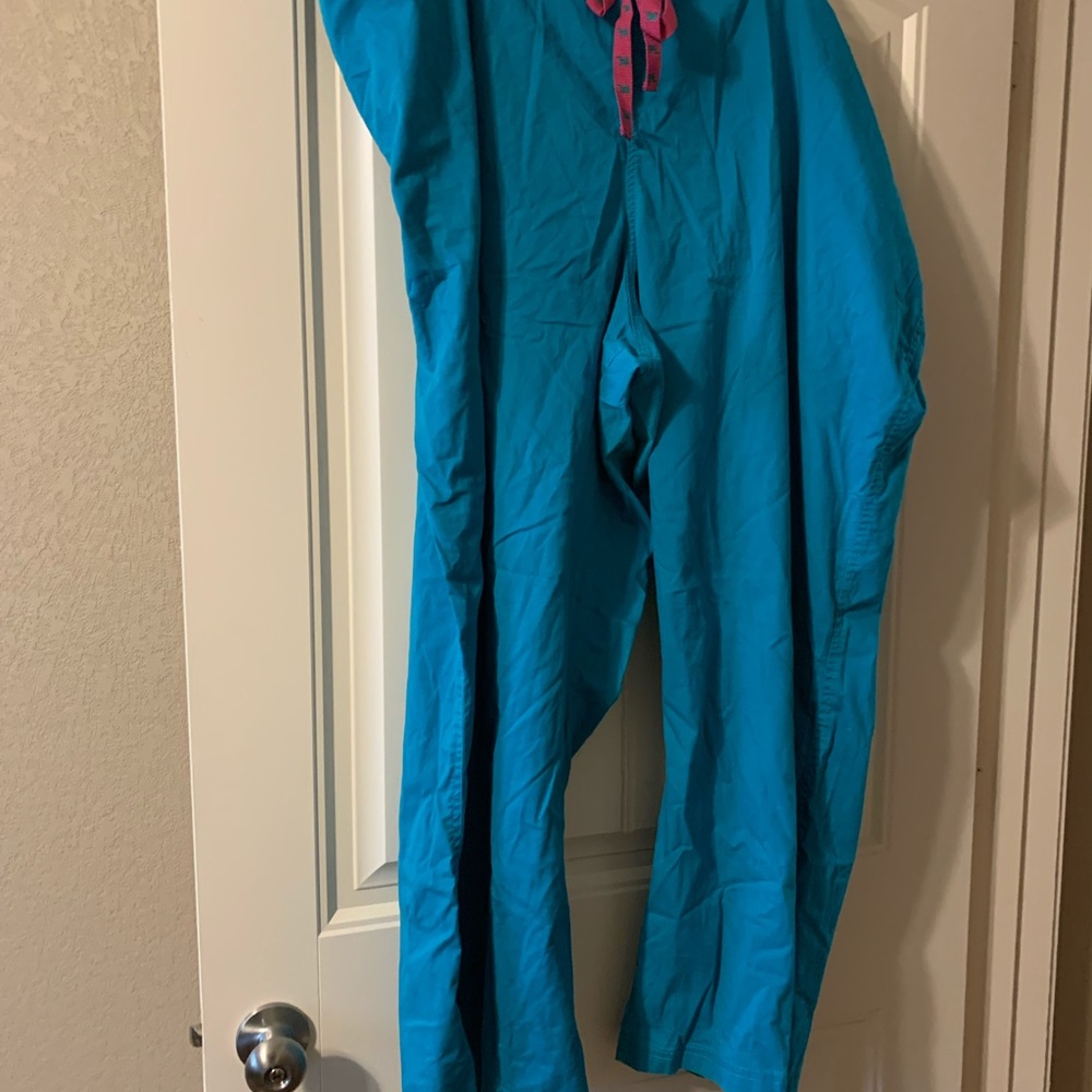 MC2 Scrub Pants
